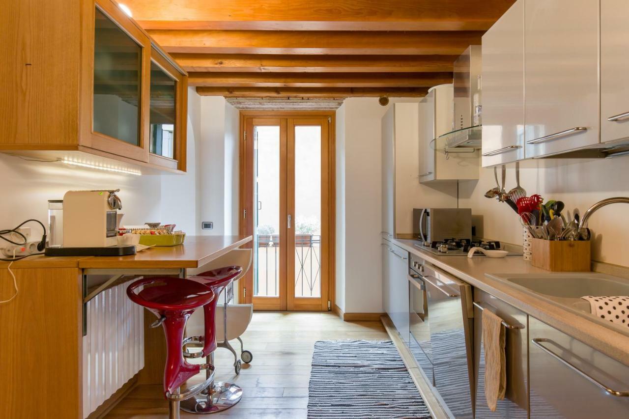 Downtown Apartment Βερόνα Εξωτερικό φωτογραφία