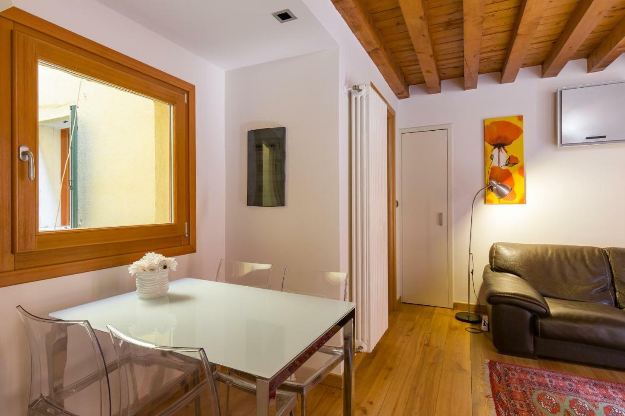 Downtown Apartment Βερόνα Εξωτερικό φωτογραφία